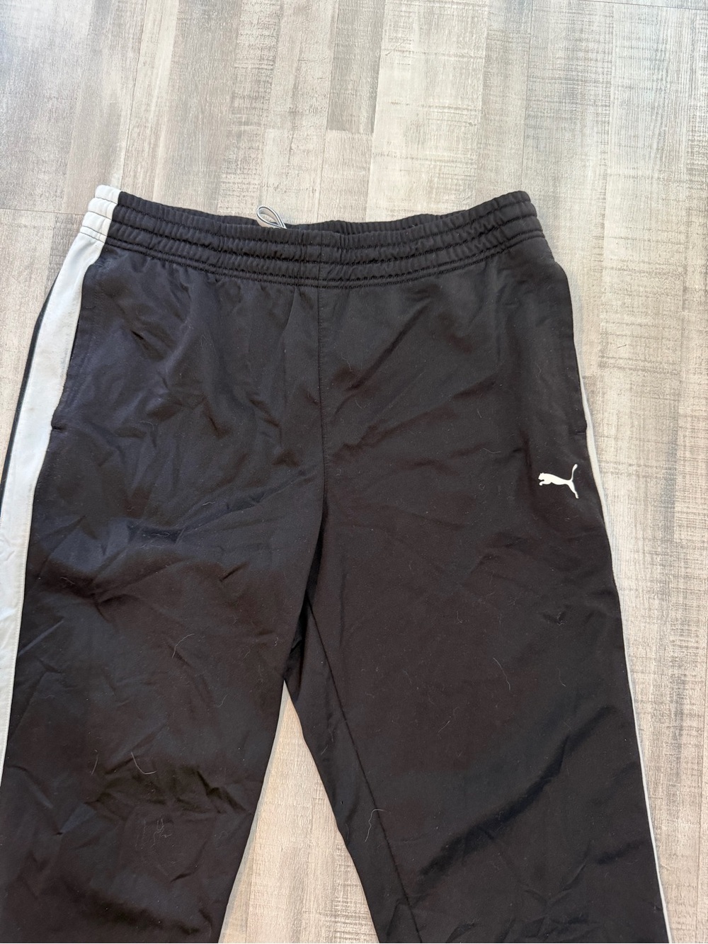 Puma Men’s XL Black Track Pants Athletic Joggers Gray Side Stripe Drawstring